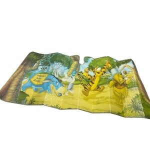 VINTAGE DISNEY WINNIE THE POOH AUTO SUNSHADE STANDARD CAR SIZE 50x23 ULTRA RARE